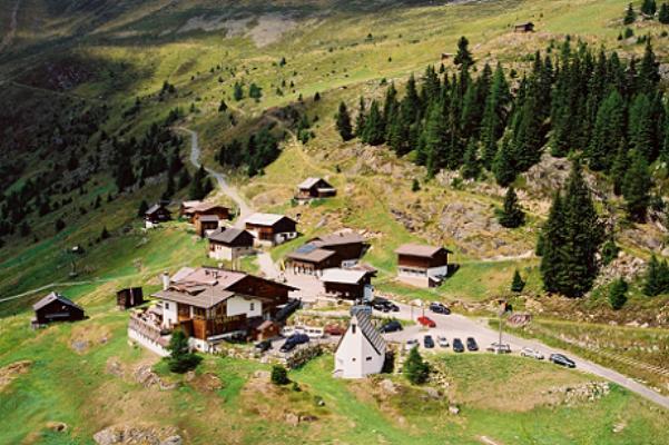 Ferienclub Silbertal - Almhütten Sölden Habitación foto