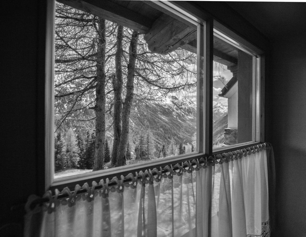 Ferienclub Silbertal - Almhütten Sölden Exterior foto