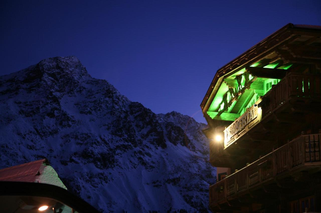 Ferienclub Silbertal - Almhütten Sölden Exterior foto